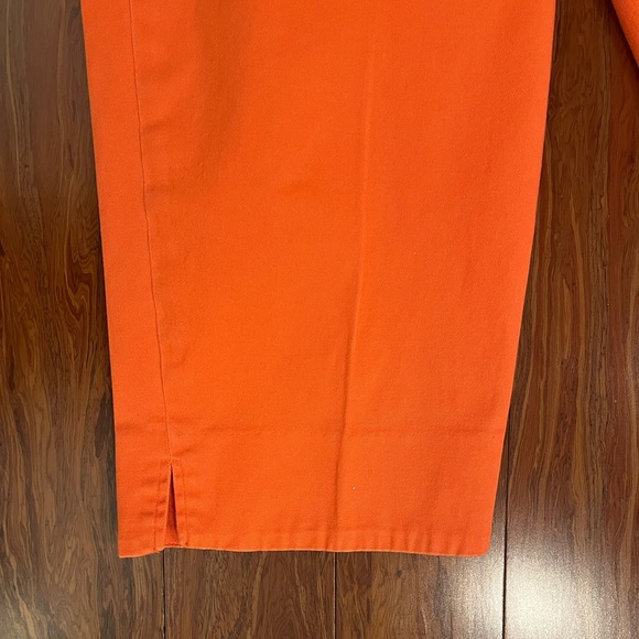 Larry Levine Capris - Picture 2 of 5